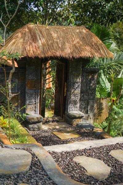 A la foto es mostra l'objecte Vamani House situat a la ciutat de Gianyar.