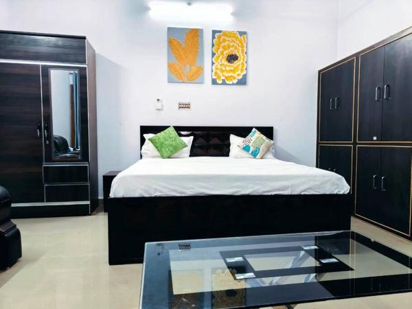 Auf dem Foto ist das Objekt Kanha Homestay in der Stadt Ayodhya zu sehen.