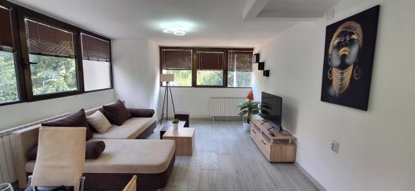 Tree House Apartment - Skopje