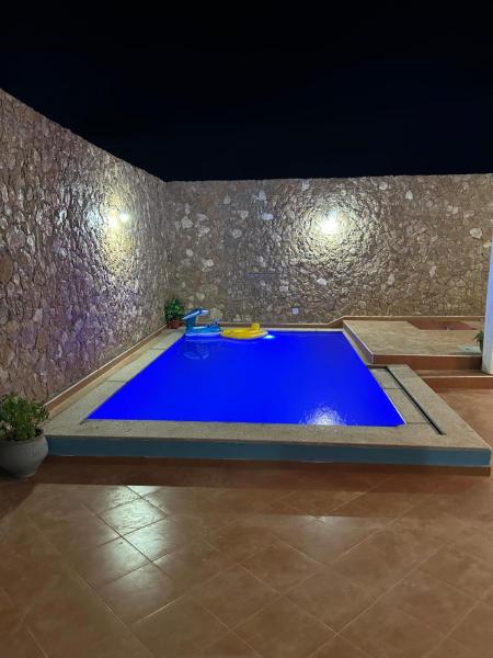 A la foto es mostra l'objecte Villa Dar Azura situat a la ciutat de Mirleft.