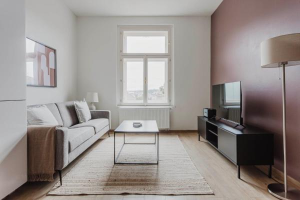 Blueground Prague 10 renovated furnished PRG-16, Prague
