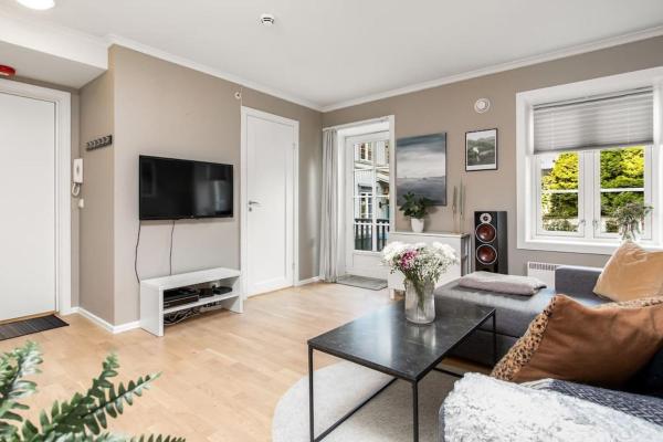 På bildet vises objektet Øvre Langgate 25 som ligger i byen Tønsberg.