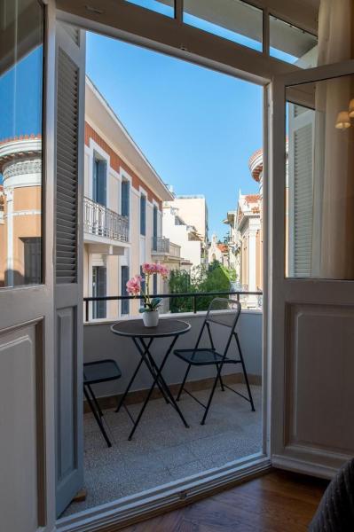 1900's Athens Residence, Athen
