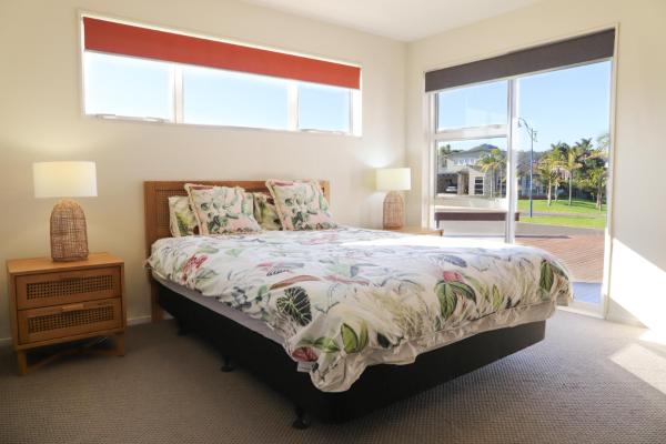 Foto 5: Hosts on the Coast Aquila Sunrise