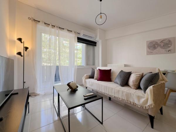 NAGIA Modern Apt Paleo Faliro A-1, Athen