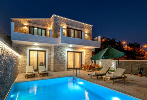 A la foto es mostra l'objecte Villa Hodaj situat a la ciutat de Afantou.