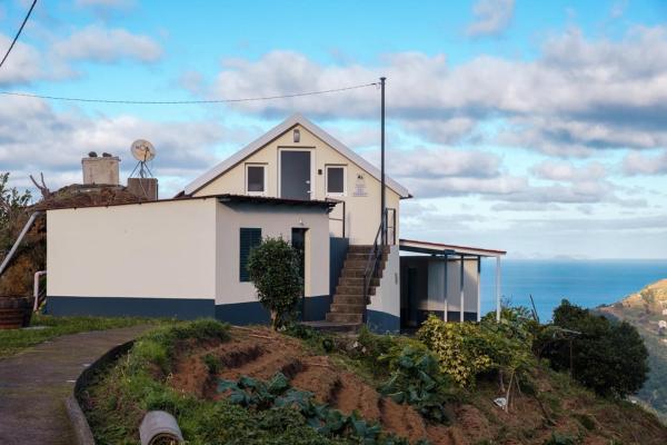 A la foto es mostra l'objecte GuestReady - Tranquil Getaway in Madeira situat a la ciutat de Machico.
