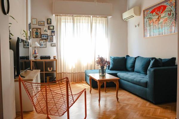 Ampa's Home, Athen