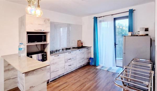 På billedet ses objektet Le Bouchon Public Beach Apartment beliggende i byen Bouchon.