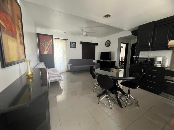 RESIDENCE PLEIN SOLEIL near Pereybere Beach - Only 200 Metres Away!, Pereybere
