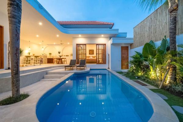 Villa Tolosa - New Modern & Luxury 3br - Central Canggu Beach - Canggu