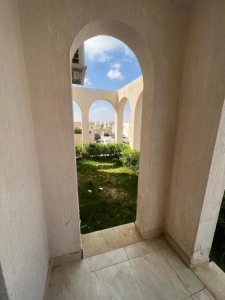 Kuva 8: سانتوريني