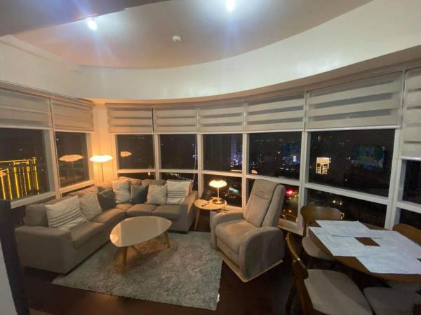 1BR Premium condo - Twin Oaks Pl PANORAMIC VIEW, Манила