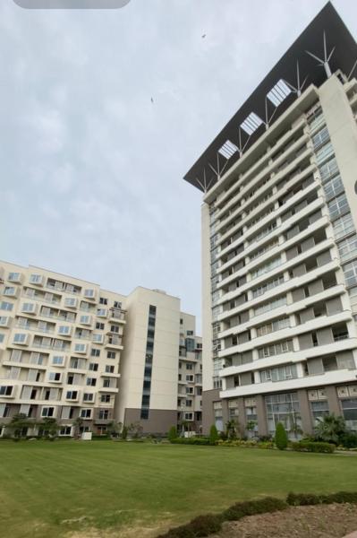 A la foto es mostra l'objecte Penta Square Apartments - PK LHR situat a la ciutat de Lahore.