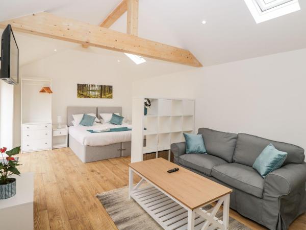 2 Welford Barns - Ringwood