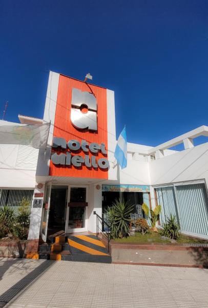 Nella foto è visibile l'oggetto Hotel Aiello situato nella città di San Luis.
