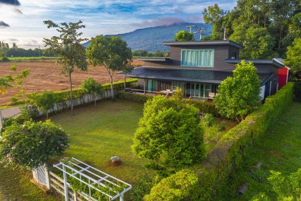 A la foto es mostra l'objecte Barn House Pet Friendly situat a la ciutat de Pong Talong.