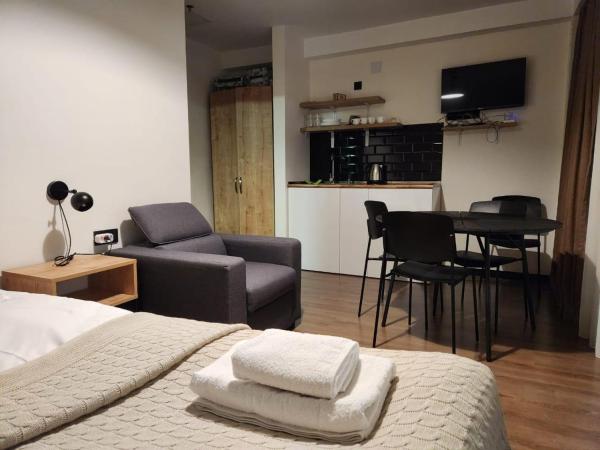 På billedet ses objektet Walk to Ski Lift-1BR-Studio-Balcony-Parking beliggende i byen Gudauri.