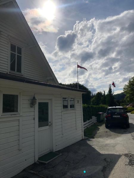 Bilde 2: Flat in the center of Loen
