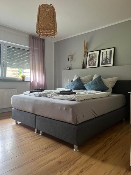 Moderne Familienfreundliche Wohnung Am Waldrand Von Prüm Mit Terrasse - Prüm