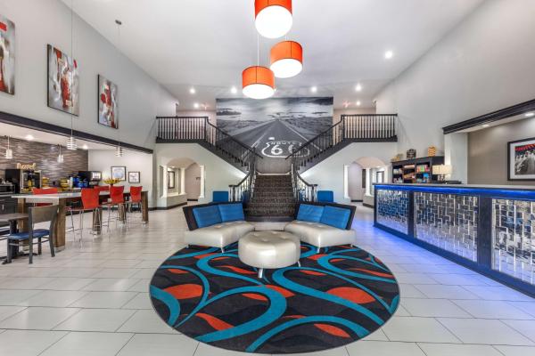 A la foto es mostra l'objecte Best Western Atoka Inn & Suites situat a la ciutat de Atoka.