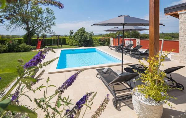 På billedet ses objektet Villa Marula beliggende i byen Umag.