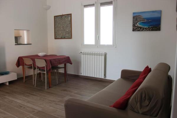 Zia Pina Home, Palermo