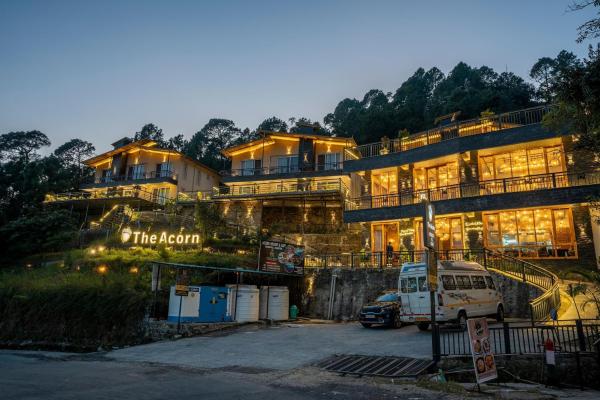 På billedet ses objektet The Cozy Acorn Resort beliggende i byen Patwa Dunga.