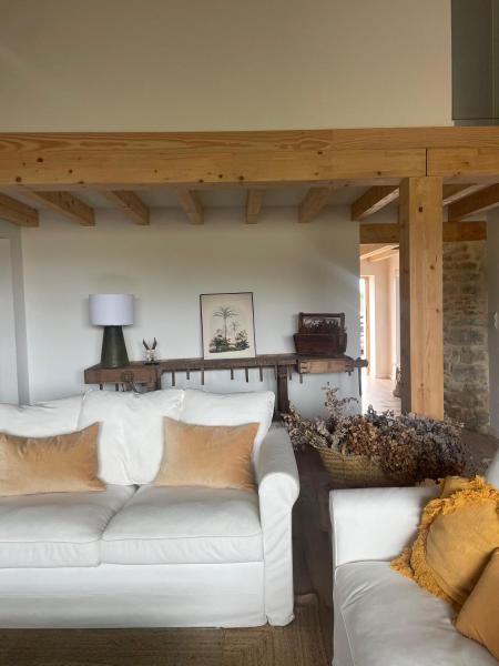 Na zdjęciu widoczny jest obiekt La casina de Suances położony w mieście Ongayo.