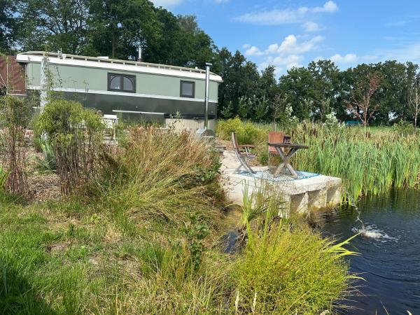 Na fotografii je vidět objekt De Blijhof nacházející se ve městě Lichtmis.