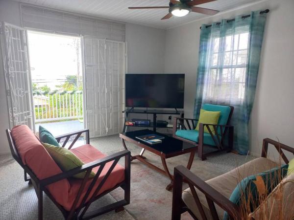 Fotografie 3: 4 Baths, Special Offer! Groups, Family-12 mins to Holetown