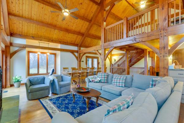 Kuvassa näkyy kohde Spacious Virginia Vacation Rental with Yard and Sauna, joka sijaitsee kaupungissa Britain.