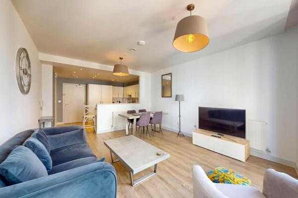Foto 3: 1Bed Flat with city views - 1min walk to tube station