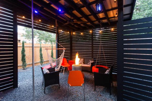 A la foto es mostra l'objecte Stunning 3rd St Escape 6th Street - 4 min walk situat a la ciutat de Austin.