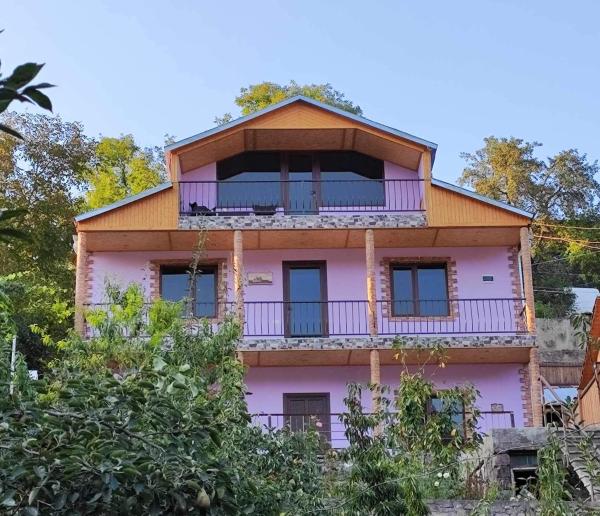 Violet guest house, Дилижан