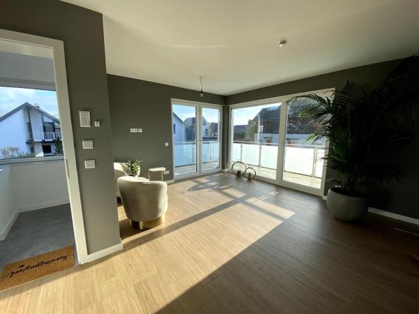 Auf dem Foto ist das Objekt Airport-Messe Luxuswohnung, circa 10 Minuten entfernt in der Stadt Lank-Latum zu sehen.