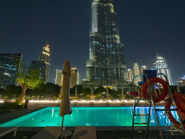 A la foto es mostra l'objecte Venetian - The Address Residences Dubai Opera Full Burj & Fountain Views situat a la ciutat de Dubai.