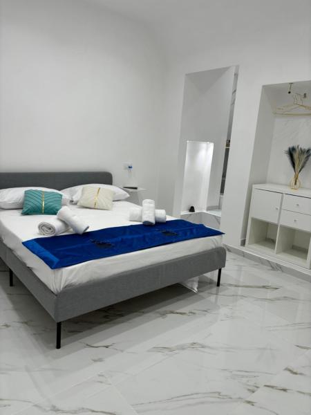 A la foto es mostra l'objecte SanFeliceGuestRoom situat a la ciutat de Nàpols.