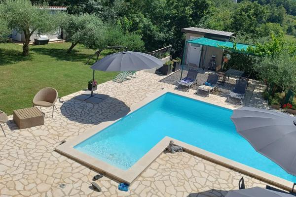 Family-friendly Apartments With Swimming Pool Kastel, Central Istria - Sredisnja Istra - 21309 - Strunjan