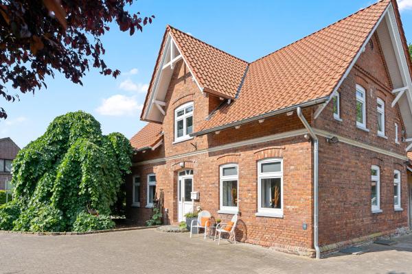 Nella foto è visibile l'oggetto Dat Schniederhus situato nella città di Sulingen.