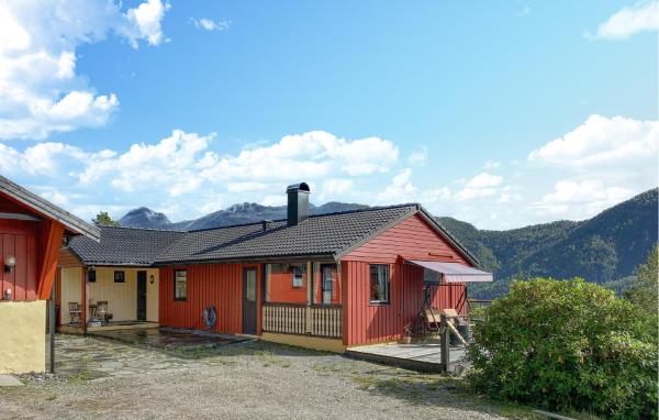 En la foto se muestra el objeto 3 Bedroom Nice Home In Florø ubicado en la ciudad de Kvalsvik.