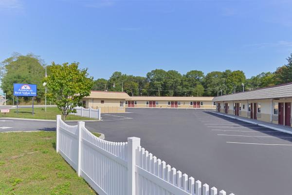 A la foto es mostra l'objecte Americas Best Value Inn - Port Jefferson Station - Long Island -New York - 11776 situat a la ciutat de Selden.