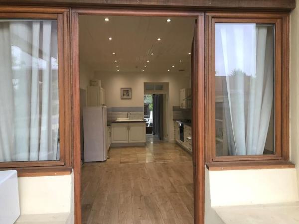 A la foto es mostra l'objecte Logement Montret situat a la ciutat de Thurey.