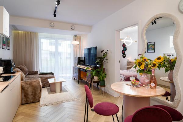 Charming Apartment In A Green Area- Free Parking - Kraków