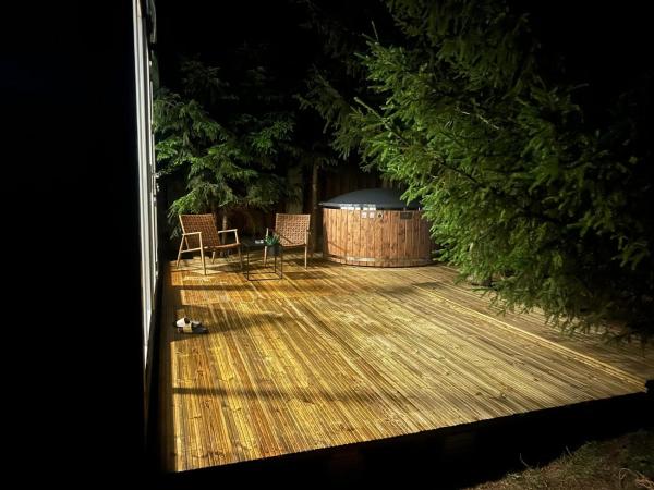 A la foto es mostra l'objecte Emerald Chalet Bran situat a la ciutat de Bran.