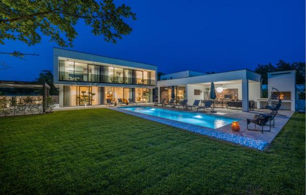 Στη φωτογραφία φαίνεται το αντικείμενο Amazing Home In Modrusani With Sauna που βρίσκεται στην πόλη Modrušani.