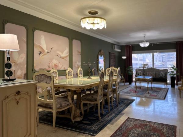 Bilde 8: Spacious, Luxurious 3-Bedroom Apartment in Nasr City for Families & Corporates