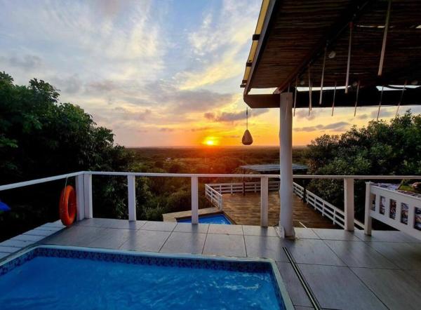 En la foto se muestra el objeto Top of the world suite ubicado en la ciudad de Mateus.