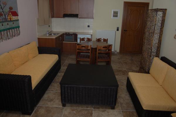 Foto 3: Ξενώνας Μενελαΐς - Menelais Apartments