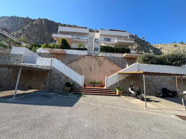På billedet ses objektet Mondello Tolomea guest house beliggende i byen Mondello.